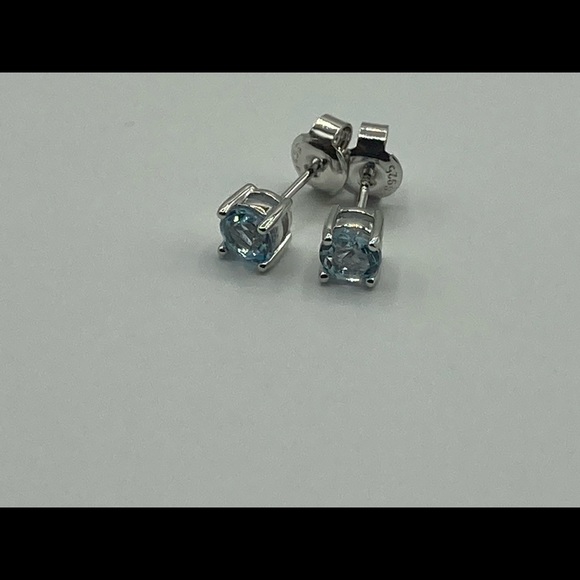 Jewelry - 925 Silver Sky Blue Topaz Stud Earrings Natural Gemstone